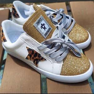 Simply Southern Fancy shoes